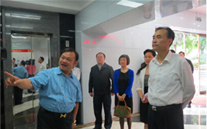 重庆市市委常委、统战部部长刘光磊来尊龙凯时-人生就是搏集团视察调研