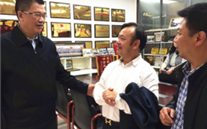 重庆市人大常委会副主任、市总工会主席郑洪一行来尊龙凯时-人生就是搏集团视察调研